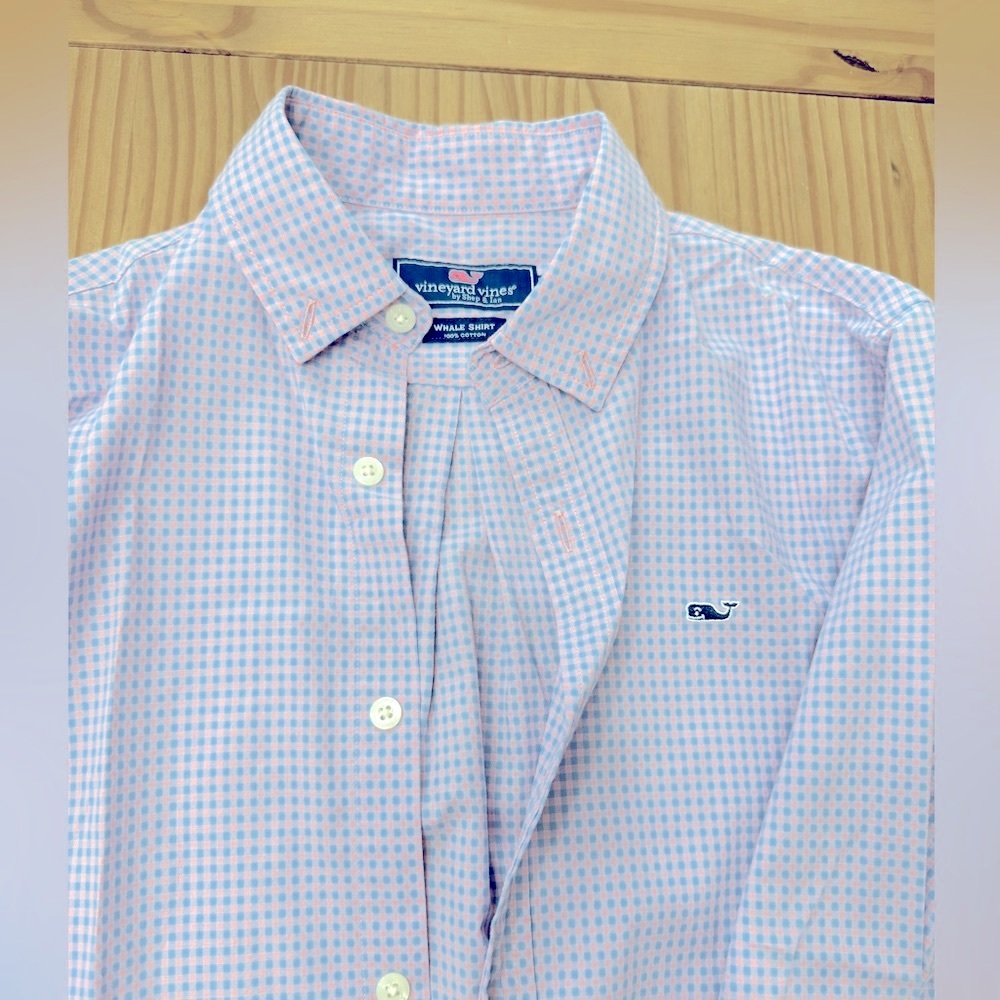 Vineyard vines whale shirt